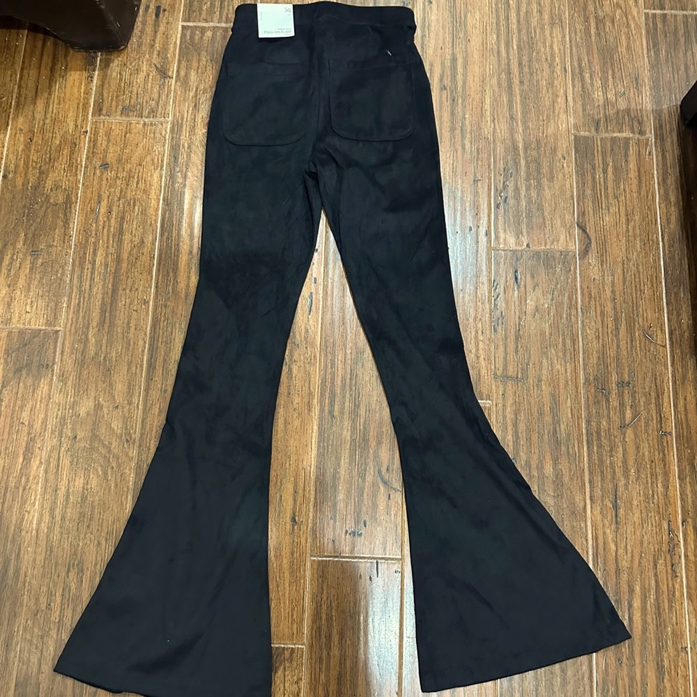 Women’s high rise pull on luxe flare